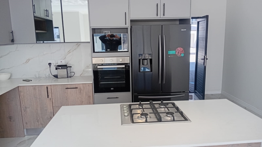 3 Bedroom Property for Sale in Sandown Western Cape